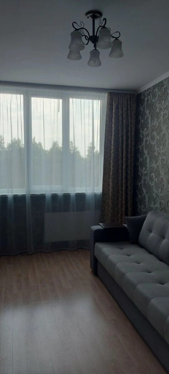 Apartment for rent. 2 rooms, 42 m², 6th floor/27 floors. Darnytskyy rayon, Kyiv. 