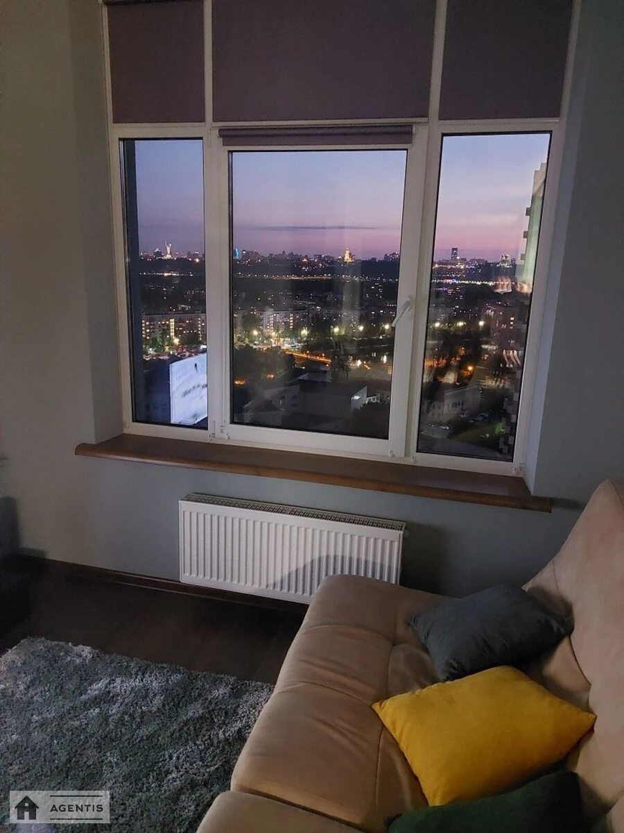 Apartment for rent. 2 rooms, 50 m², 22 floor/25 floors. Yevhena Sverstyuka vul. Maryny Raskovoyi, Kyiv. 