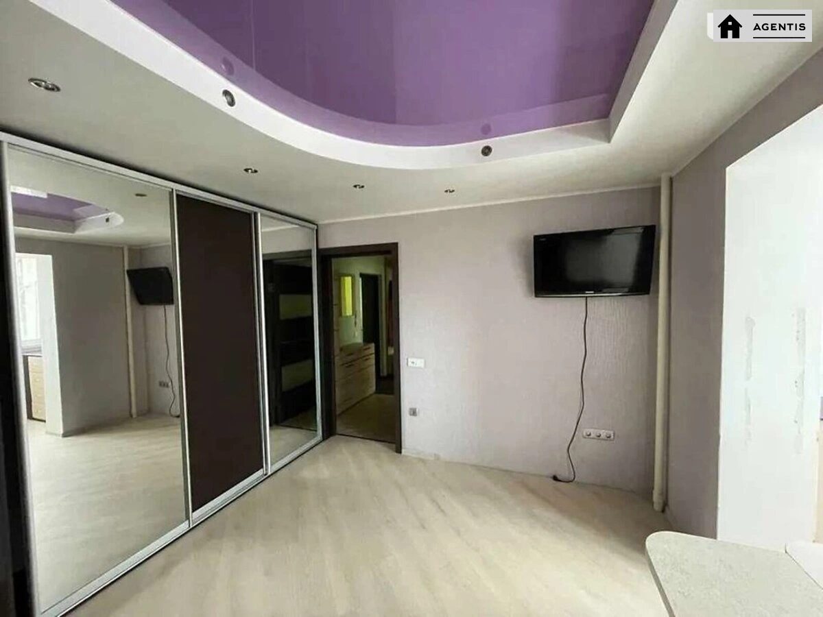 Здам квартиру. 2 rooms, 55 m², 7th floor/16 floors. 13, Лариси Руденко вул., Київ. 