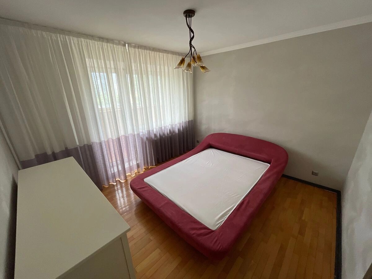 Здам квартиру. 2 rooms, 65 m², 3rd floor/25 floors. 1, Святошинська 1, Київ. 