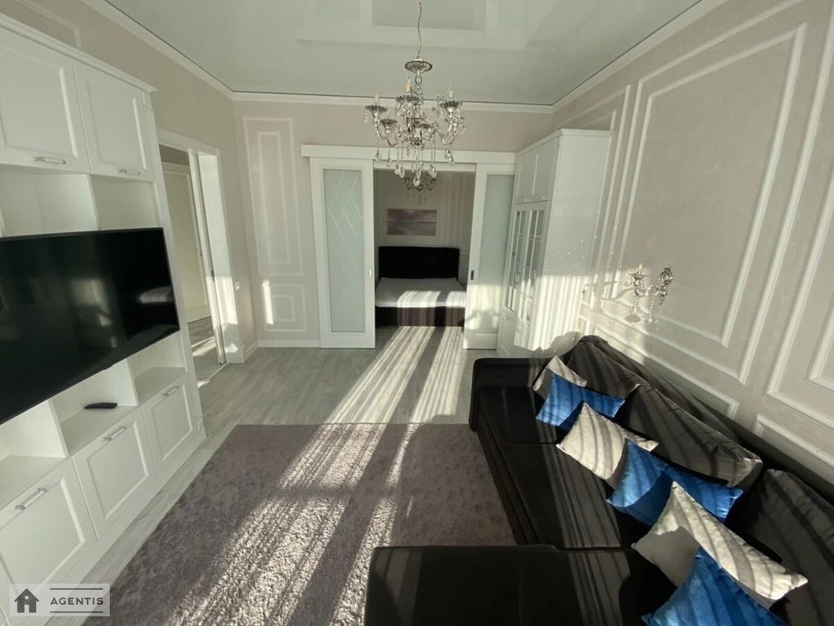 Apartment for rent. 1 room, 60 m², 23 floor/25 floors. 26, Obolonskiy 26, Kyiv. 