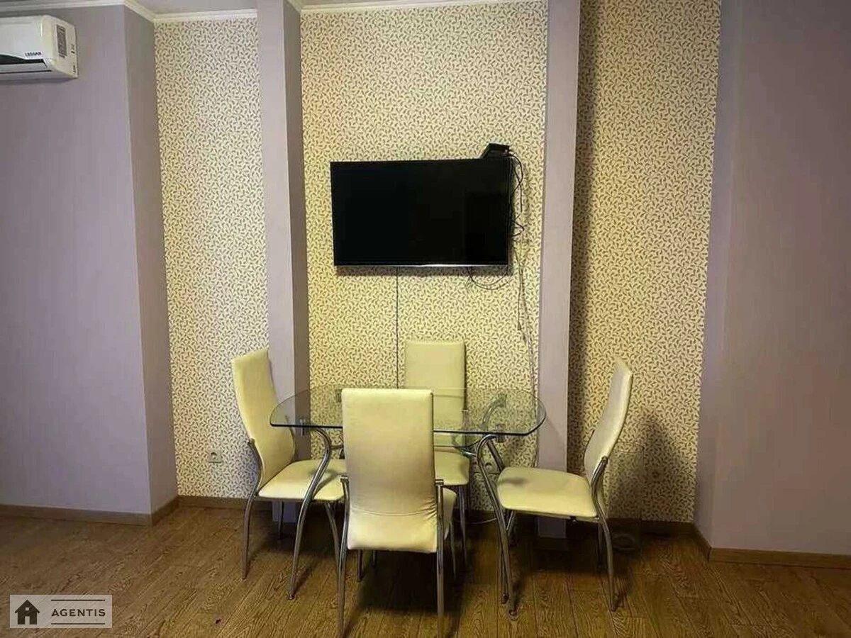 Здам квартиру. 3 rooms, 92 m², 17 floor/26 floors. 22, Петра Григоренка просп., Київ. 