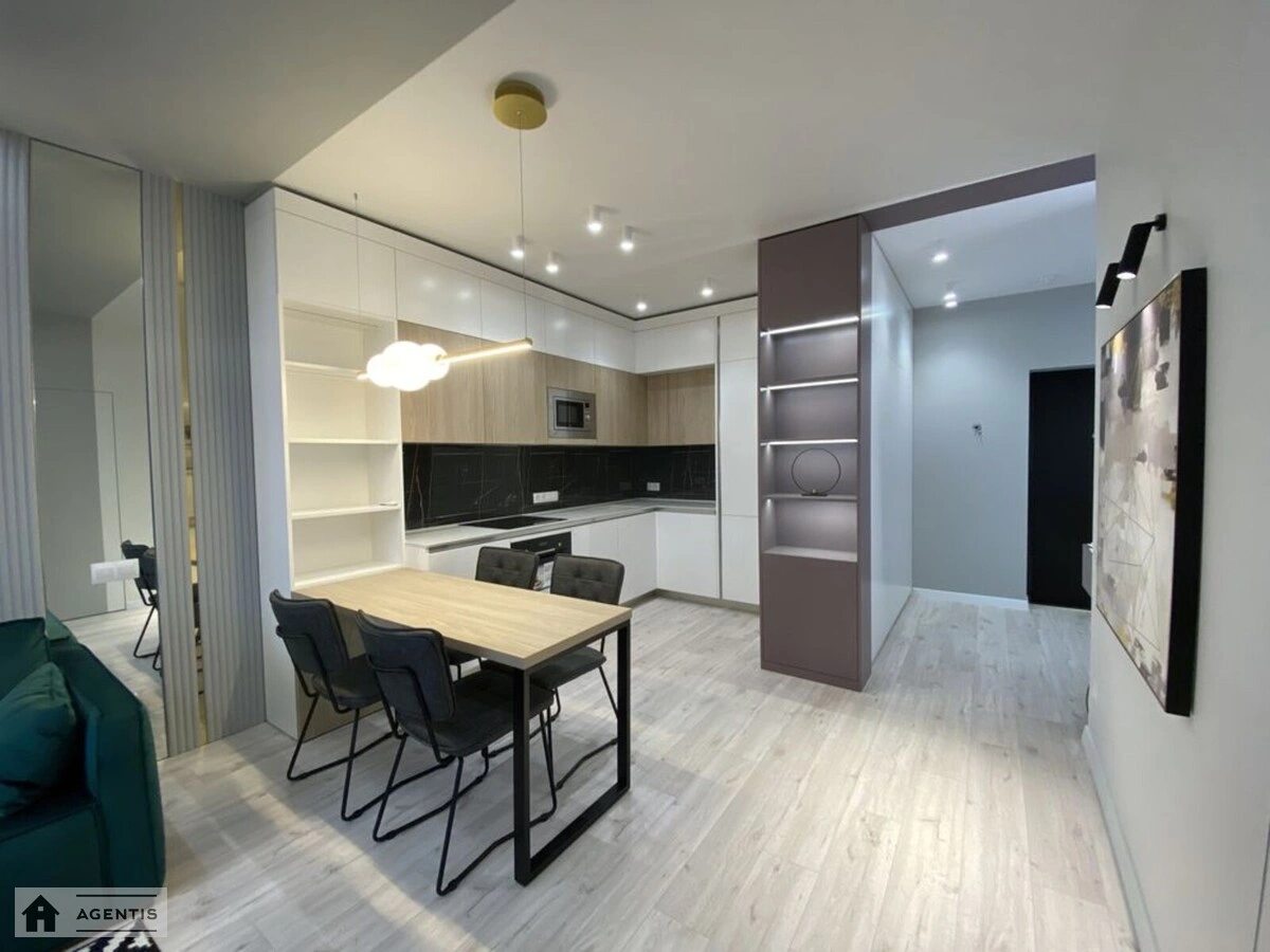 Apartment for rent. 2 rooms, 55 m², 3rd floor/10 floors. 1, Dzhona Makkeyna vul. Ivana Kudri, Kyiv. 
