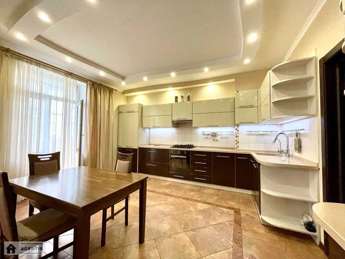 Apartment for rent. 2 rooms, 89 m², 2nd floor/9 floors. 4, Rayisy Okipnoyi vul., Kyiv. 
