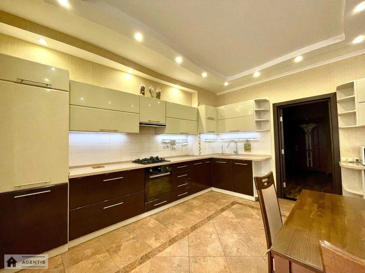 Apartment for rent. 2 rooms, 89 m², 2nd floor/9 floors. 4, Rayisy Okipnoyi vul., Kyiv. 