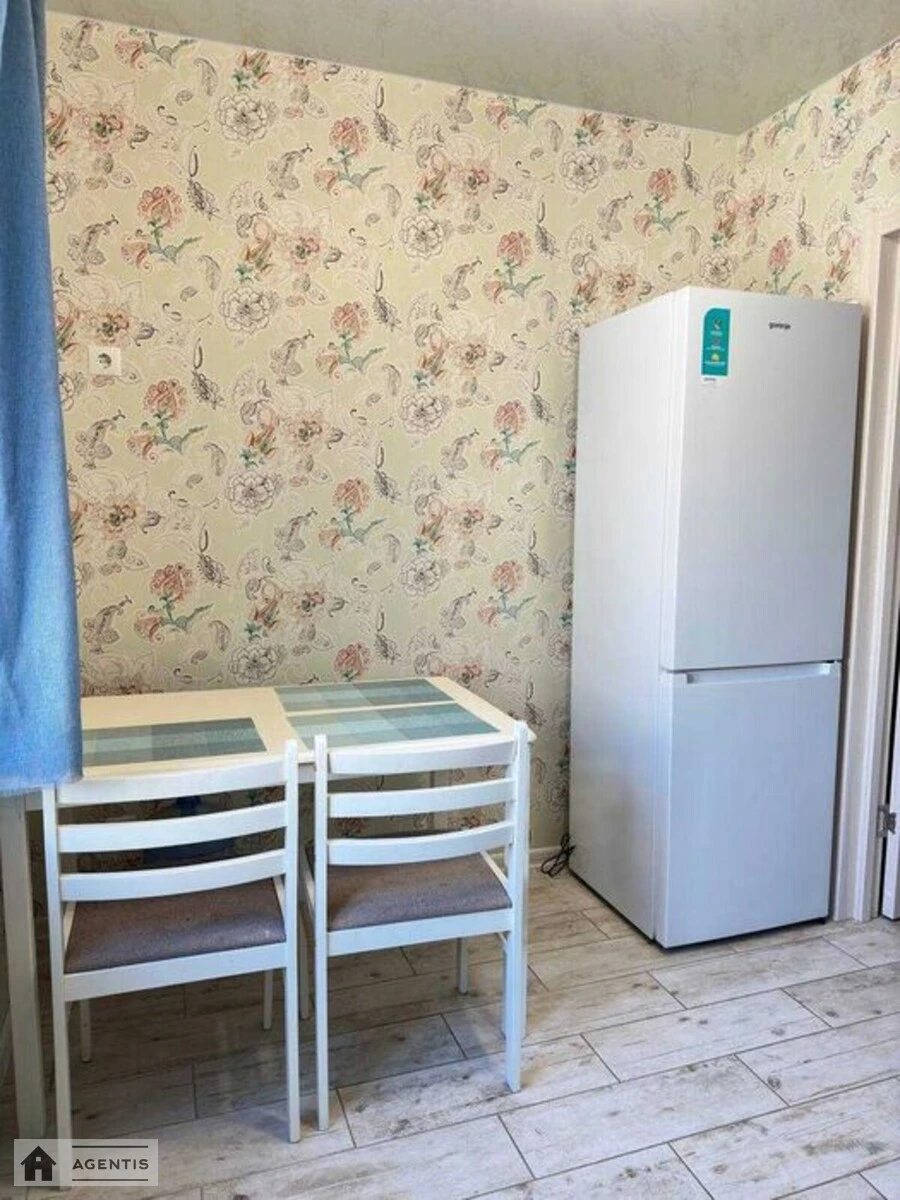Apartment for rent. 1 room, 40 m², 13 floor/13 floors. 22, Chornobylska 22, Kyiv. 