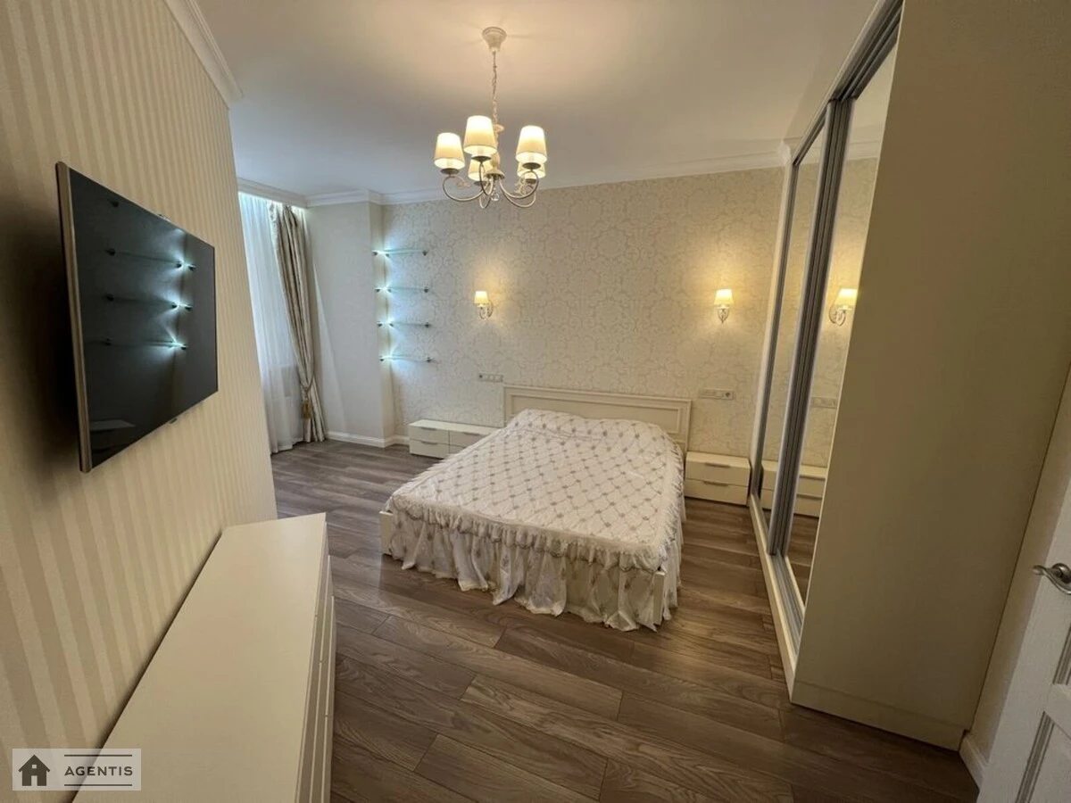 Apartment for rent. 2 rooms, 90 m², 11 floor/24 floors. 37, Vasylya Tyutyunnyka vul. Anri Barbyusa, Kyiv. 