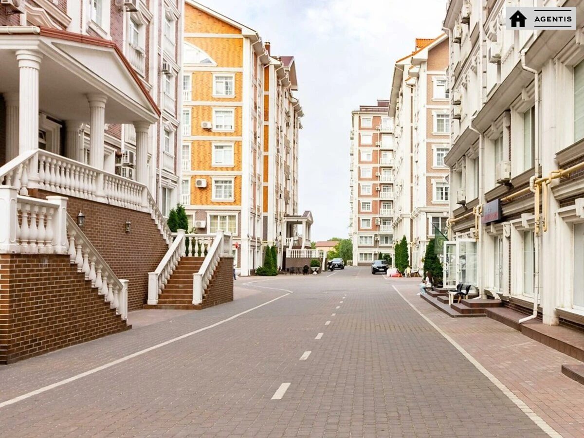 Apartment for rent. 1 room, 40 m², 6th floor/9 floors. 6, Dmytra Lutsenka vul., Kyiv. 