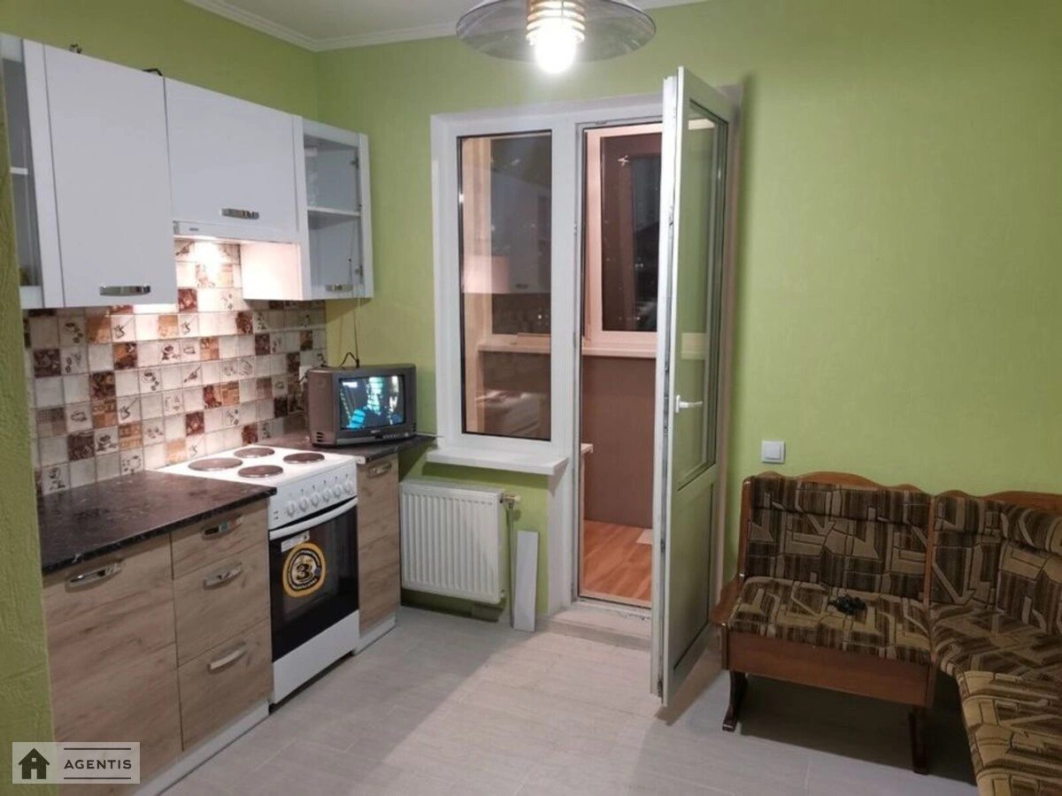 Apartment for rent. 1 room, 43 m², 20 floor/25 floors. Motorniy, Kyiv. 