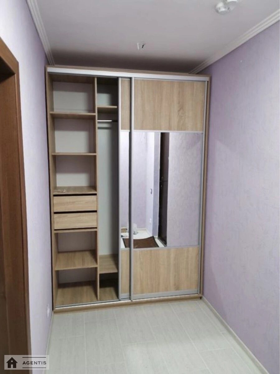 Apartment for rent. 1 room, 43 m², 20 floor/25 floors. Motorniy, Kyiv. 