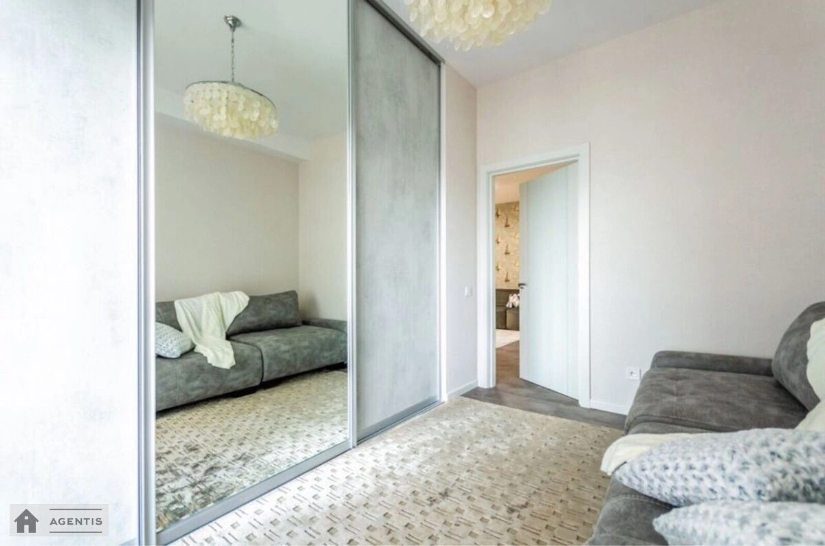 Apartment for rent. 3 rooms, 80 m², 19 floor/33 floors. 7, Lesi Ukrayinky 7, Kyiv. 