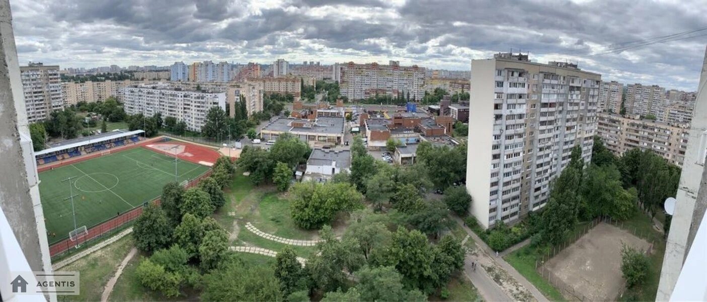 Сдам квартиру. 3 rooms, 70 m², 16 floor/16 floors. 4, Рональда Рейгана вул. (Теодора Драйзера), Киев. 