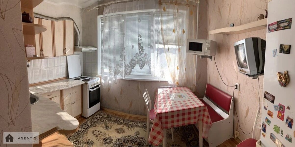 Сдам квартиру. 3 rooms, 70 m², 16 floor/16 floors. 4, Рональда Рейгана вул. (Теодора Драйзера), Киев. 