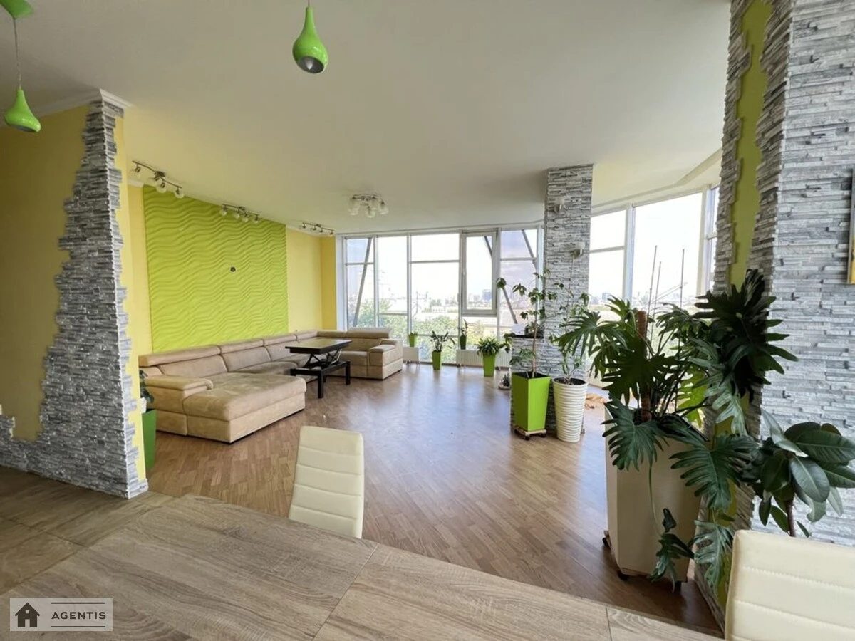 Здам квартиру. 2 rooms, 113 m², 8th floor/24 floors. Авіаконструктора Антонова вул., Київ. 