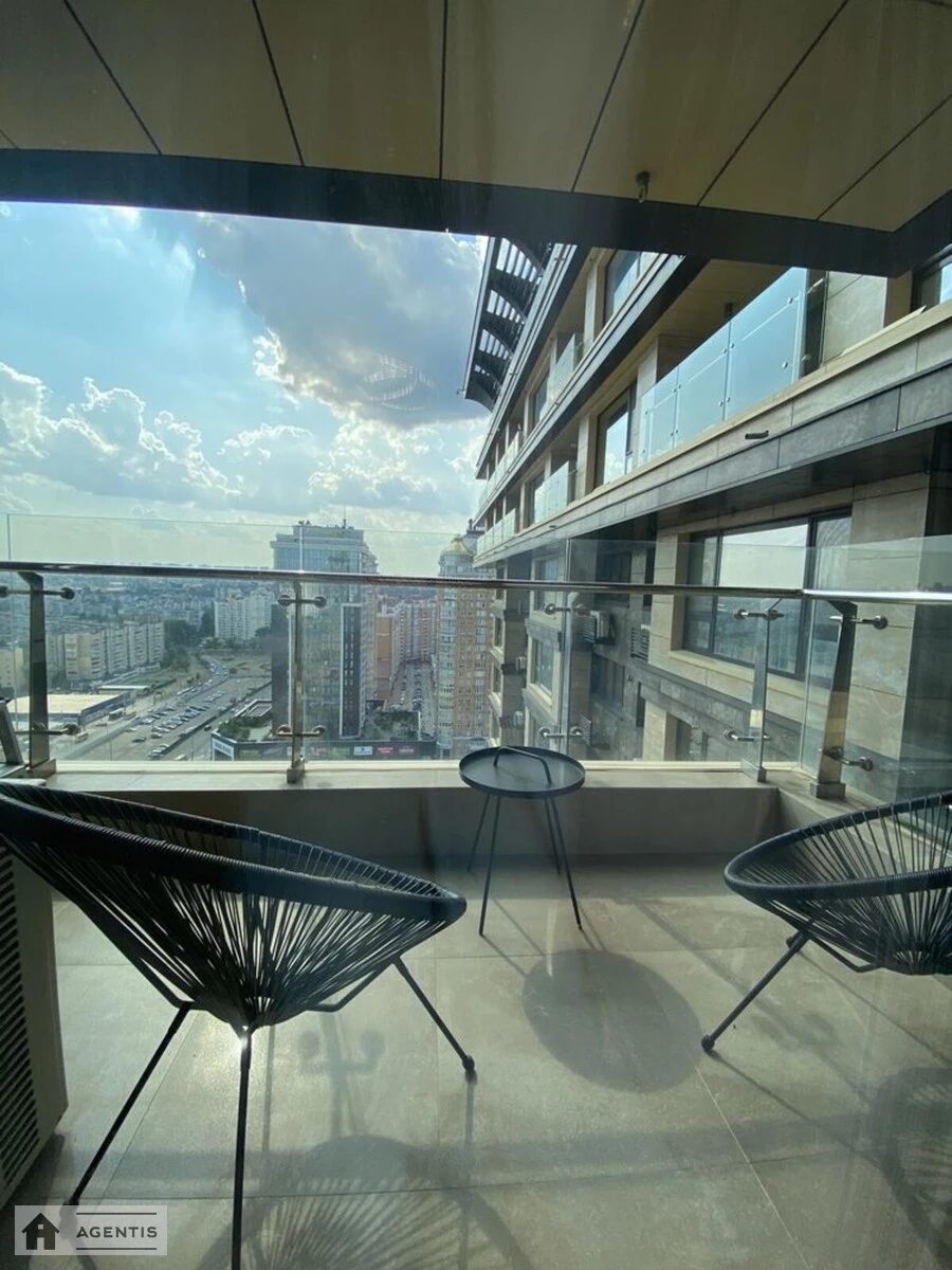 Apartment for rent. 3 rooms, 100 m², 23 floor/25 floors. 26, Obolonskiy 26, Kyiv. 