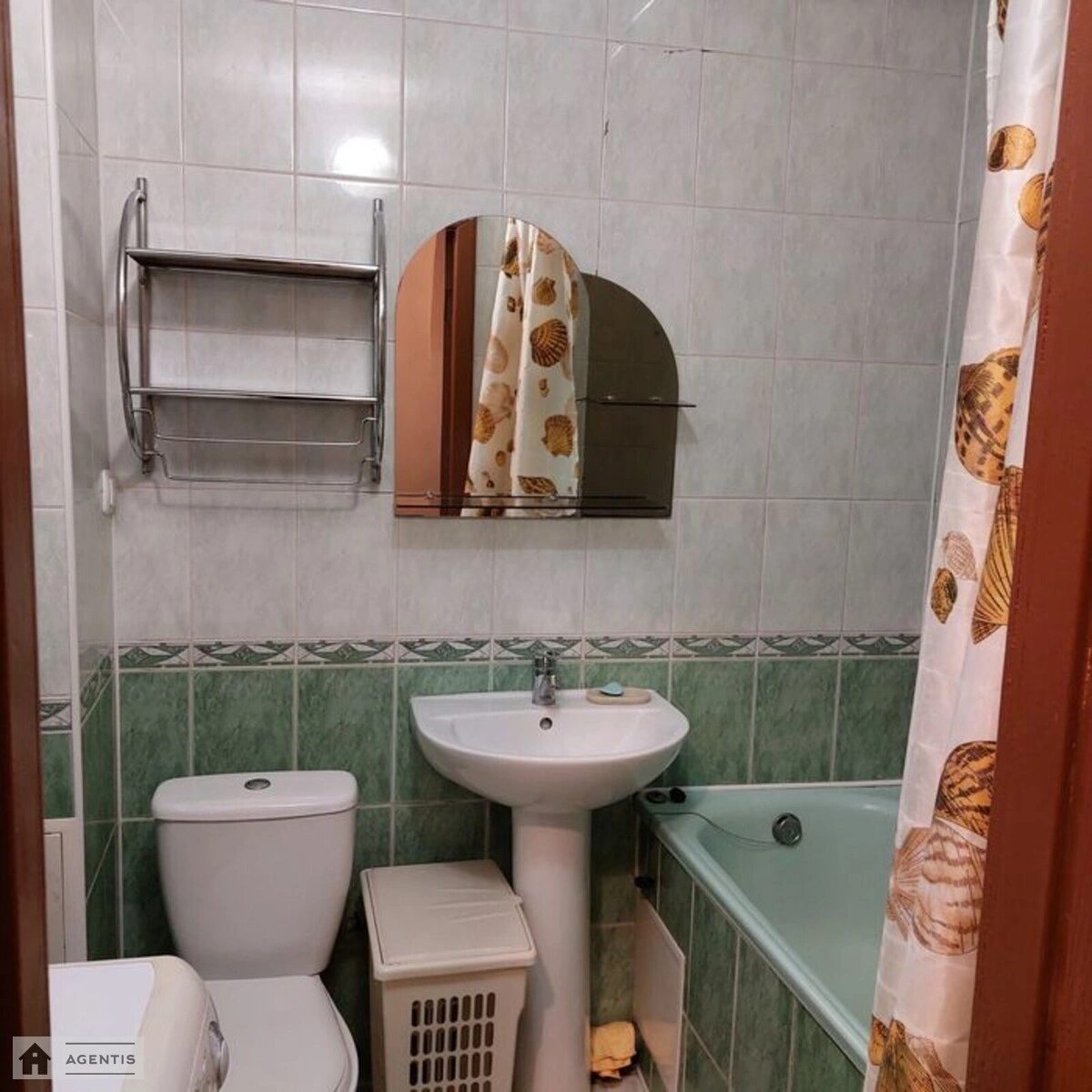 Сдам квартиру. 1 room, 37 m², 9th floor/9 floors. Голосеевский район, Киев. 