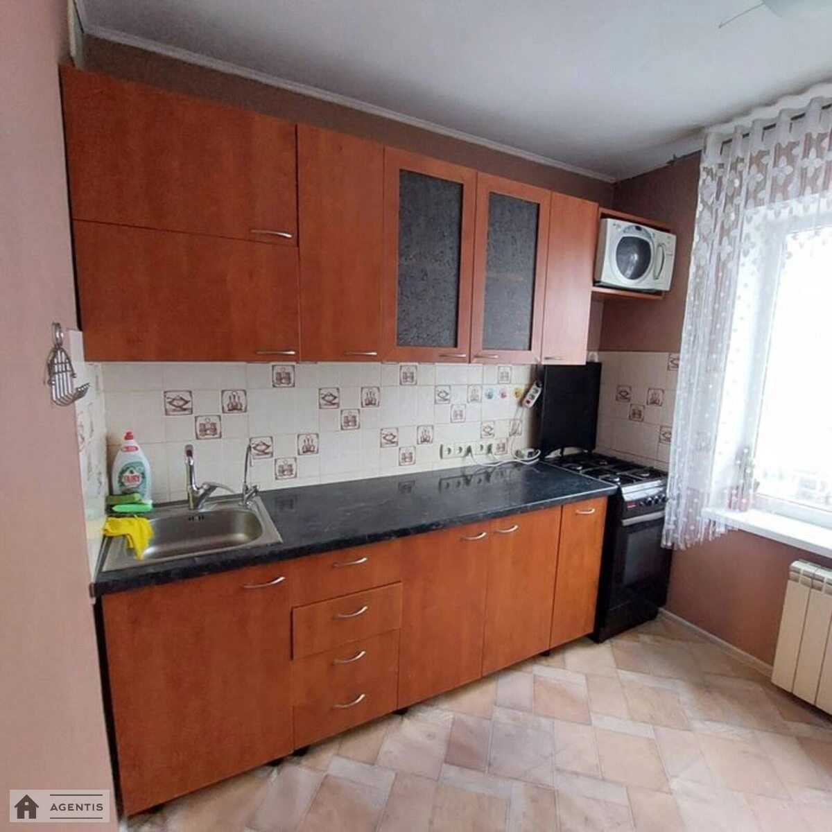 Apartment for rent. 1 room, 37 m², 9th floor/9 floors. Holosiyivskyy rayon, Kyiv. 