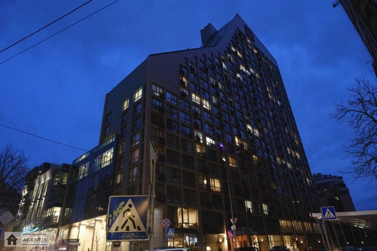 Apartment for rent. 1 room, 45 m², 10th floor/25 floors. 34, Zlatoustivska vul., Kyiv. 