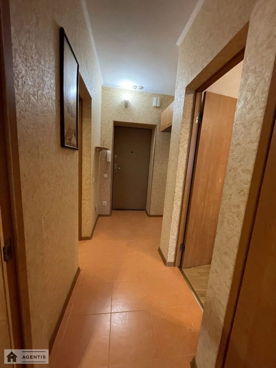 Здам квартиру. 1 room, 40 m², 3rd floor/23 floors. 66, Генерала Наумова вул., Київ. 