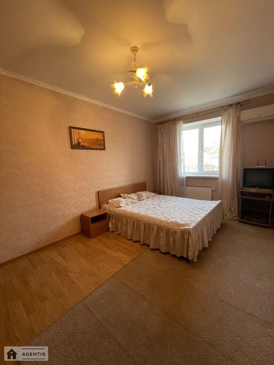 Здам квартиру. 1 room, 40 m², 3rd floor/23 floors. 66, Генерала Наумова вул., Київ. 