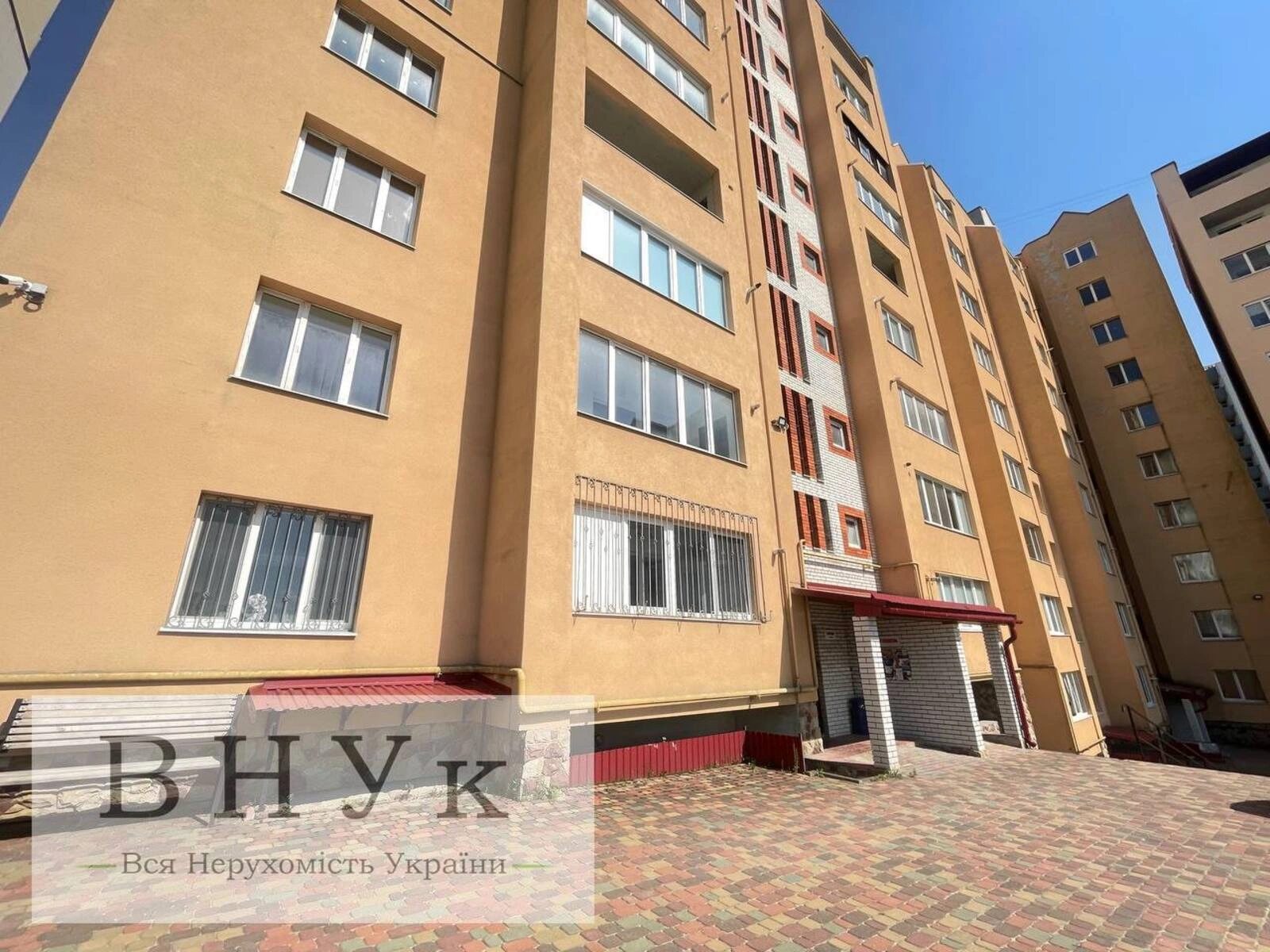 Продаж квартири 3 кімнати, 95 m², 8 пов./11 поверхів. Іллєнка , Тернопіль. 