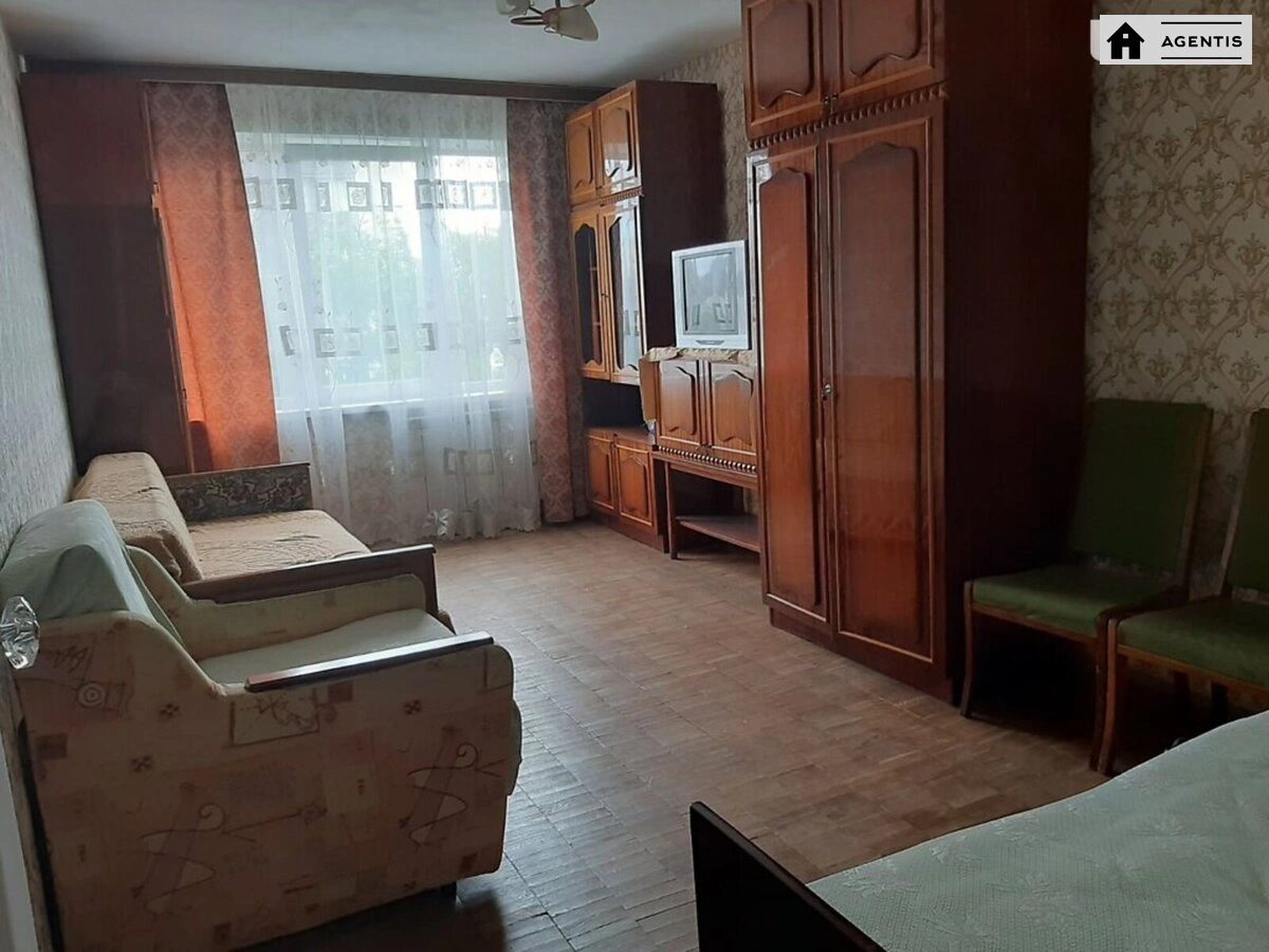 Apartment for rent. 1 room, 35 m², 7th floor/16 floors. 18, Ryzka 18, Kyiv. 