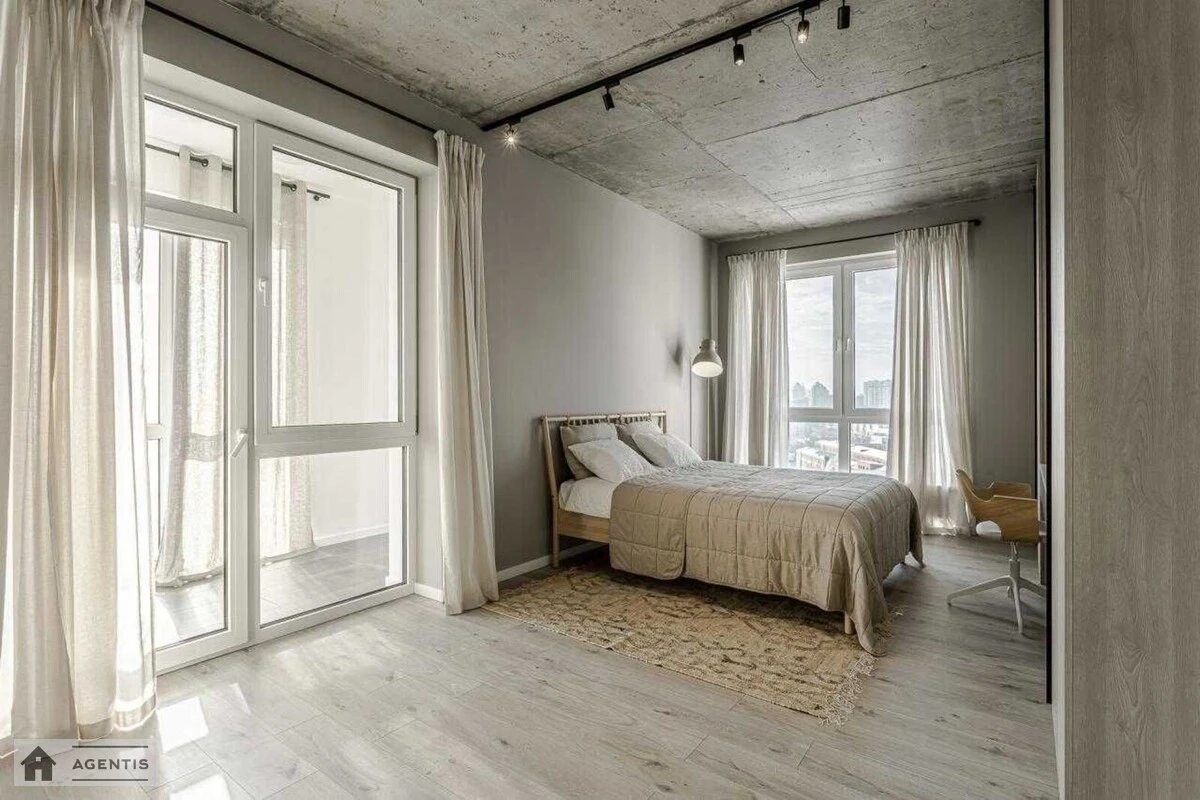 Apartment for rent. 4 rooms, 200 m², 14 floor/14 floors. 13, Leypcizka 13, Kyiv. 