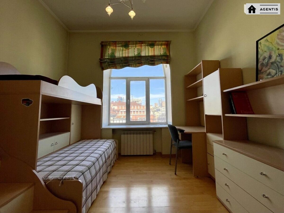 Здам квартиру. 4 rooms, 165 m², 6th floor/6 floors. 26, Саксаганського 26, Київ. 