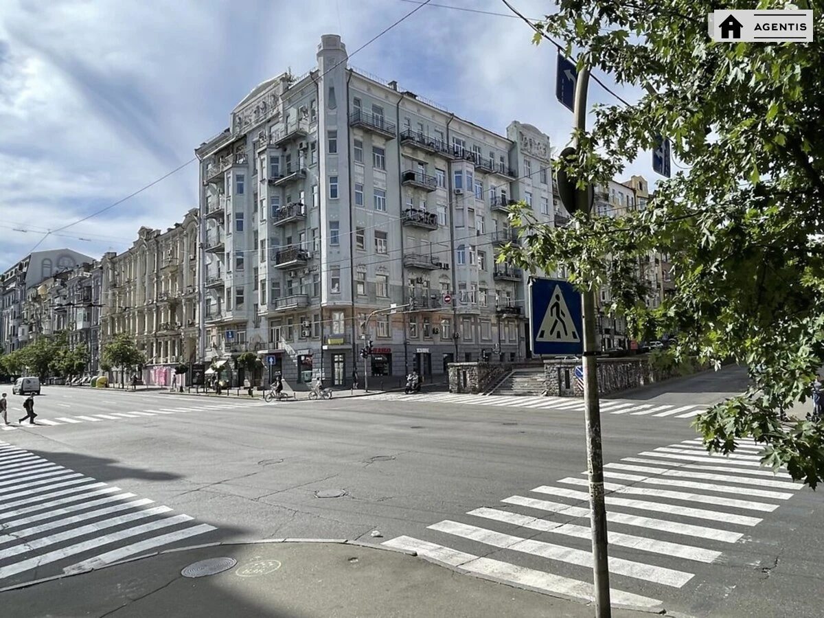 Apartment for rent. 4 rooms, 165 m², 6th floor/6 floors. 26, Saksaganskogo 26, Kyiv. 