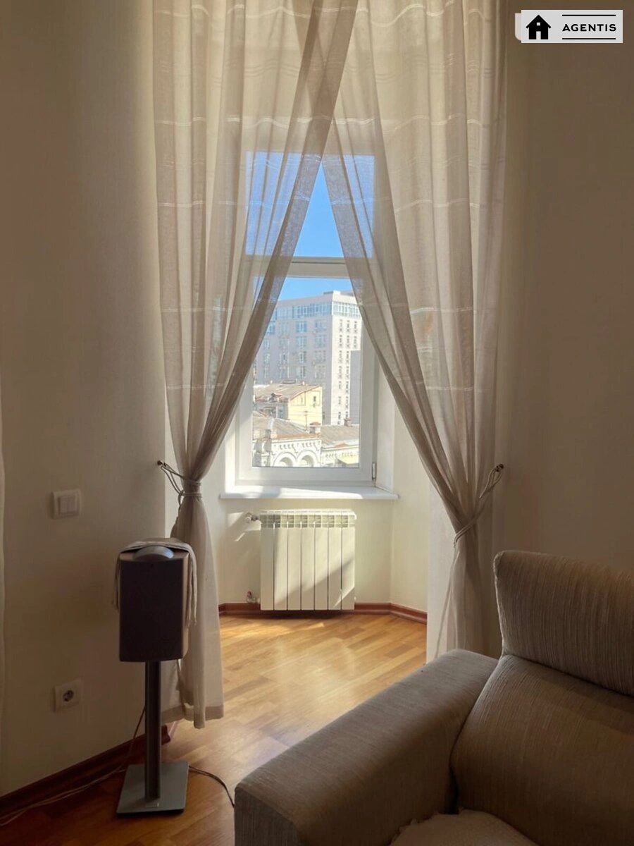 Apartment for rent. 4 rooms, 165 m², 6th floor/6 floors. 26, Saksaganskogo 26, Kyiv. 