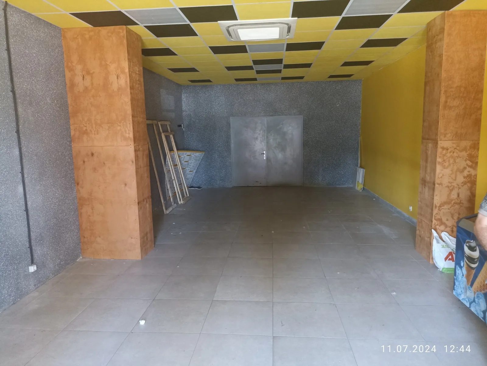 Commercial space for sale. 53 m², 1st floor/1 floor. Shynnaya ul., Dnipro. 