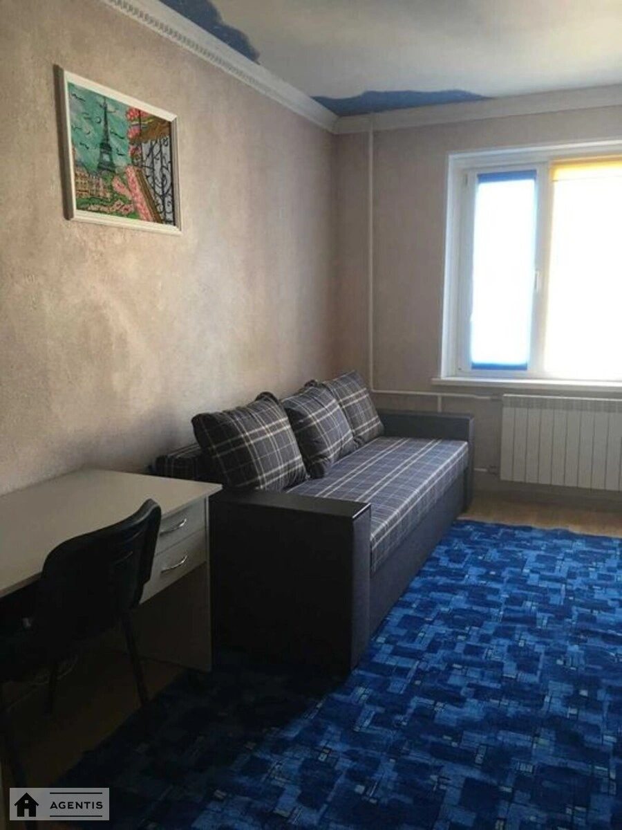 Сдам квартиру. 2 rooms, 60 m², 15 floor/16 floors. 3, Драгоманова 3, Киев. 