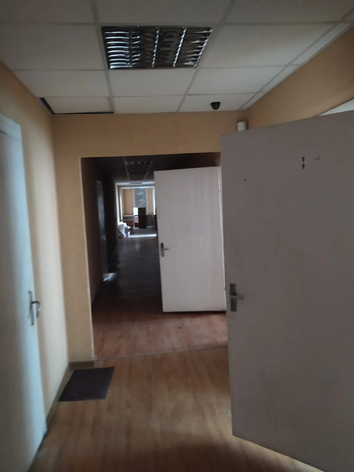Сдам офис. 18 rooms, 328 m², 2nd floor/2 floors. 35, Проспект Червоної Калини, Львов. 