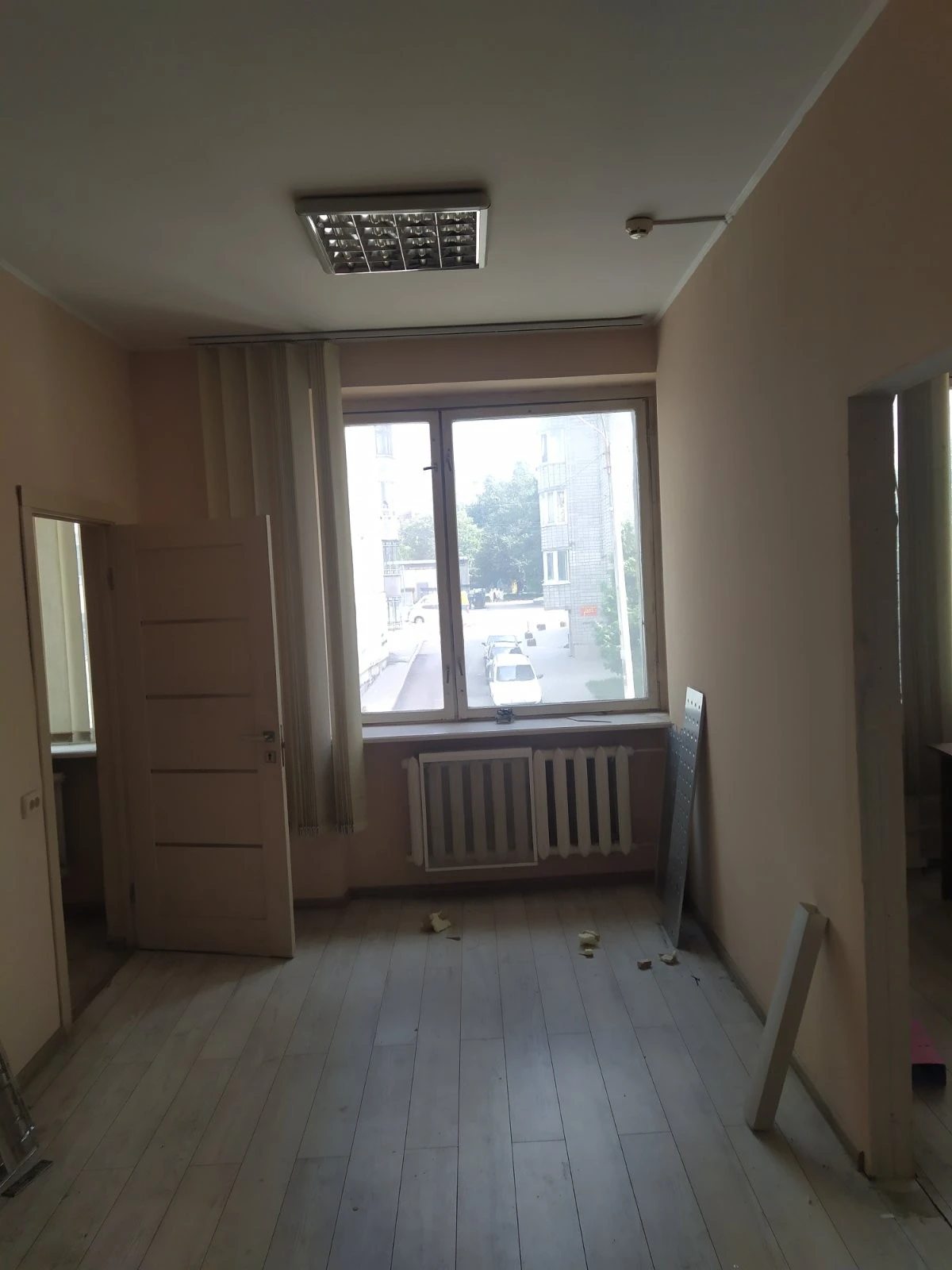 Сдам офис. 18 rooms, 328 m², 2nd floor/2 floors. 35, Проспект Червоної Калини, Львов. 