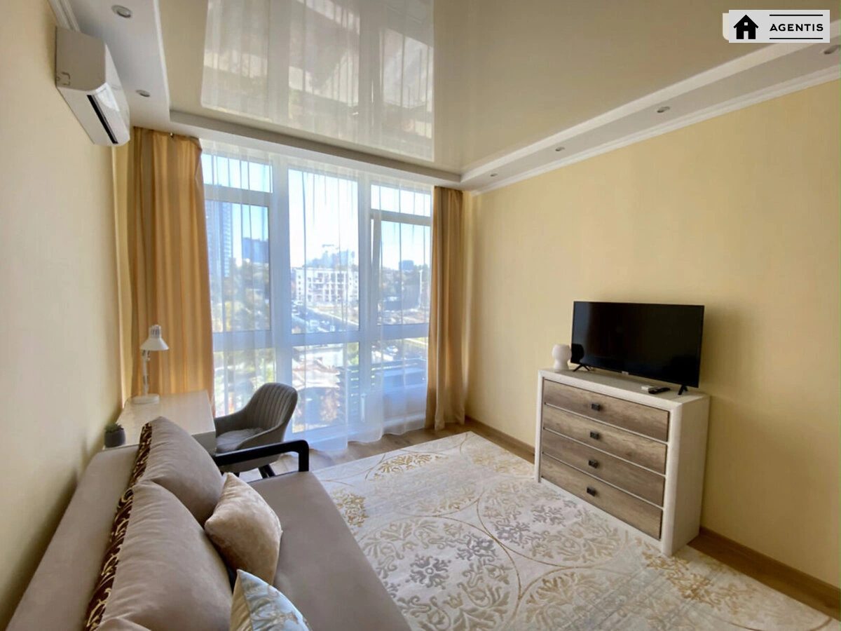 Apartment for rent. 1 room, 47 m², 5th floor/10 floors. 1, Dzhona Makkeyna vul. Ivana Kudri, Kyiv. 