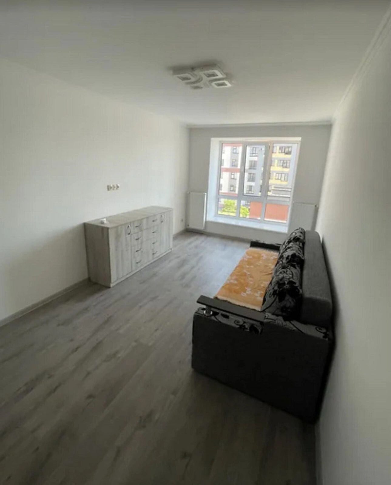 Продаж квартири. 1 room, 37 m², 4th floor/10 floors. Підволочиське шосе вул., Тернопіль. 