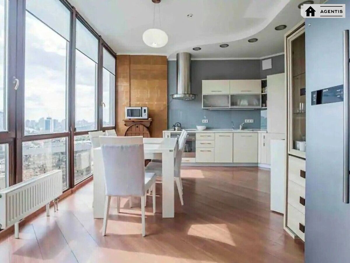 Apartment for rent. 5 rooms, 261 m², 21 floor/22 floors. 33, Tarasa Shevchenka bulv., Kyiv. 