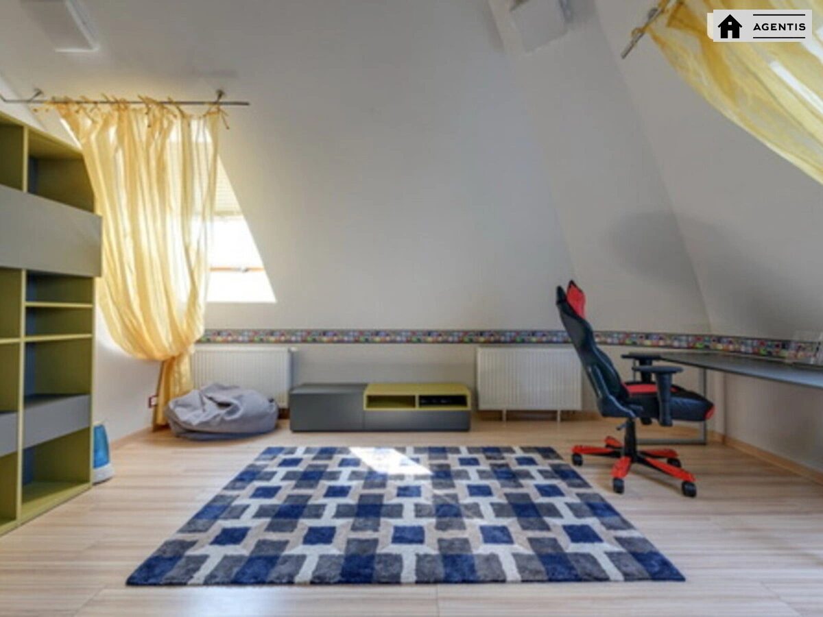 Apartment for rent. 5 rooms, 250 m², 17 floor/18 floors. 32, Yevhena Konovaltsya vul. Shchorsa, Kyiv. 