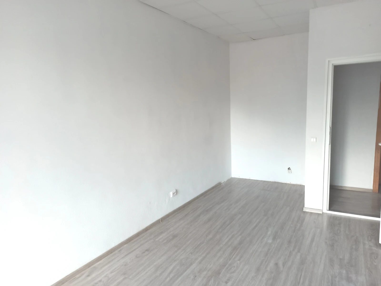 Продам нерухомість під комерцію. 30 m², 4th floor/5 floors. Білецька вул., Тернопіль. 