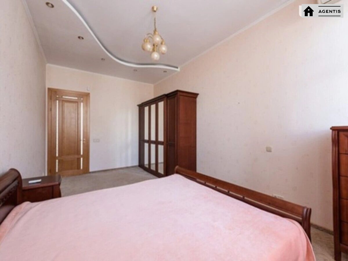 Apartment for rent. 4 rooms, 150 m², 6th floor/7 floors. 47, Sichovyh Strliltsiv 47, Kyiv. 