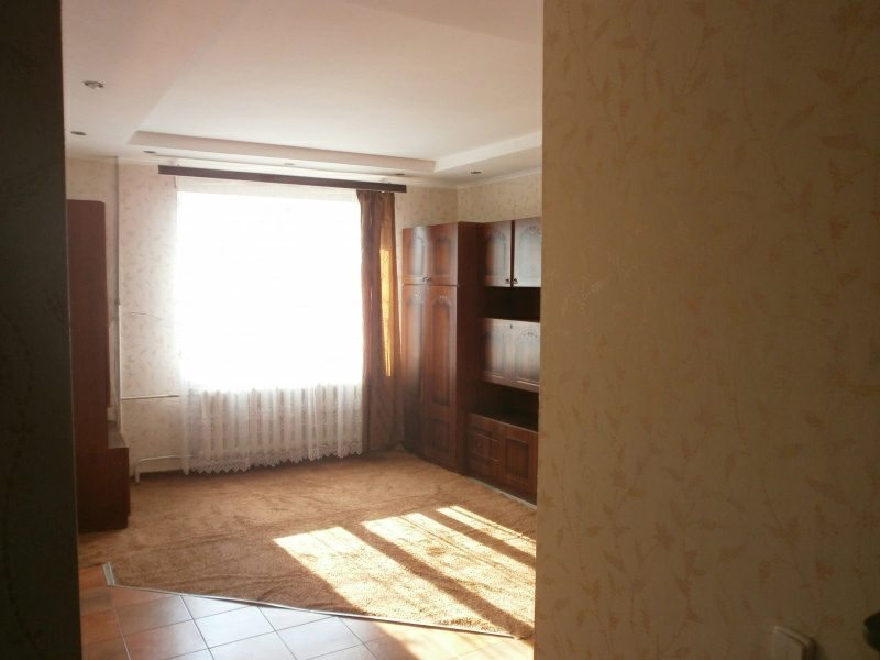 Сдам квартиру. 1 room, 46 m², 5th floor/5 floors. Погребняка 14, Борисполь. 