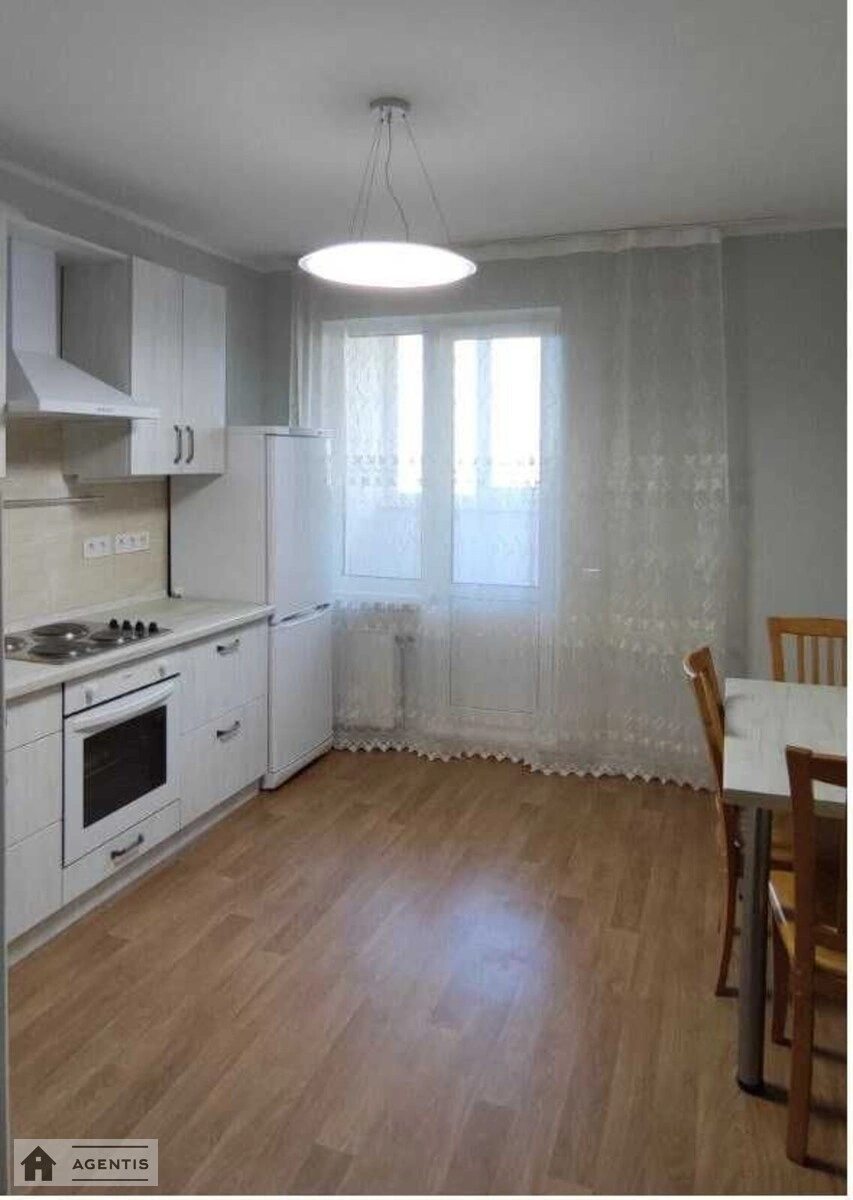 Apartment for rent. 1 room, 43 m², 8th floor/24 floors. Yuliyi Zdanovskoyi vul. Mykhayla Lomonosova, Kyiv. 