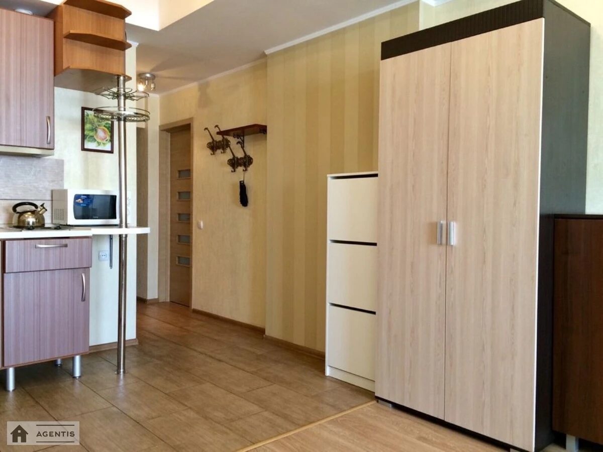 Сдам квартиру. 1 room, 31 m², 25 floor/26 floors. 7, Петра Калнишевського вул. (Михайла Майорова), Киев. 