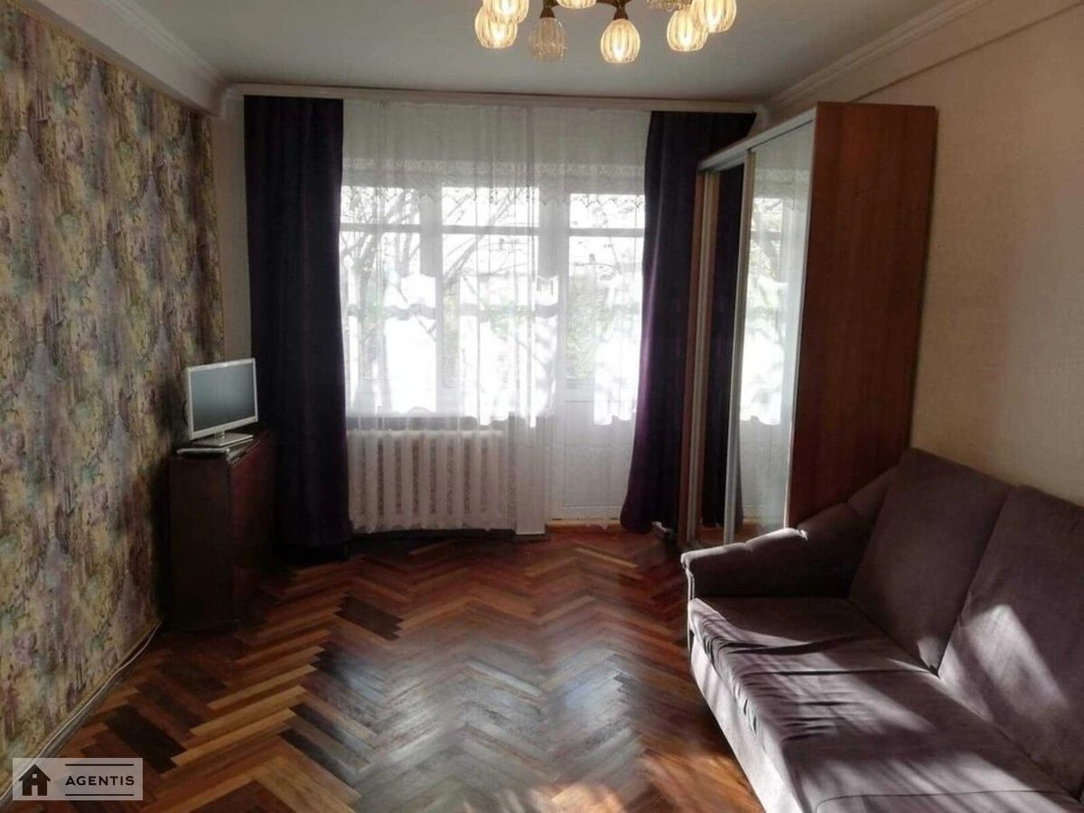 Сдам квартиру. 2 rooms, 46 m², 5th floor/5 floors. 40, Отрадный 40, Киев. 