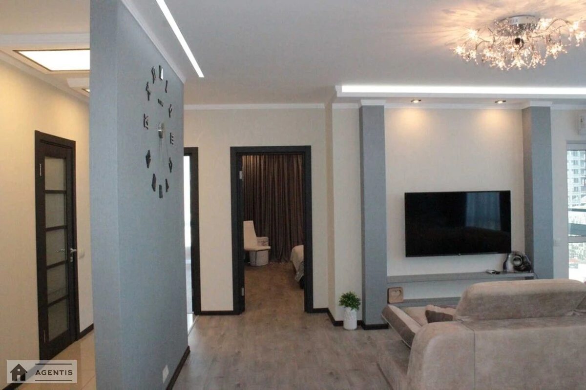 Apartment for rent. 3 rooms, 100 m², 15 floor/24 floors. Zlatoustivska vul., Kyiv. 