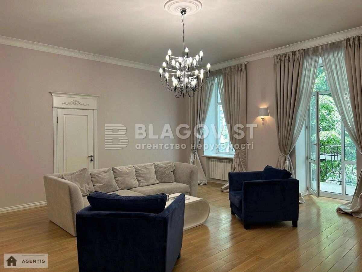 Apartment for rent. 3 rooms, 112 m², 6th floor/14 floors. 10, Vidpochynku 10, Kyiv. 