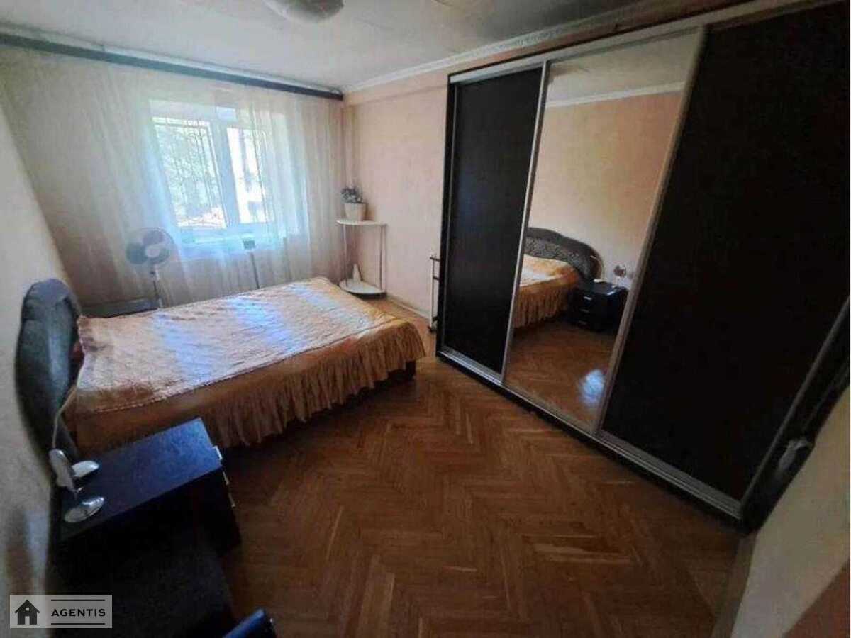 Здам квартиру. 3 rooms, 64 m², 3rd floor/5 floors. 5, Братів Малакових вул. ( Бориса Житкова), Київ. 