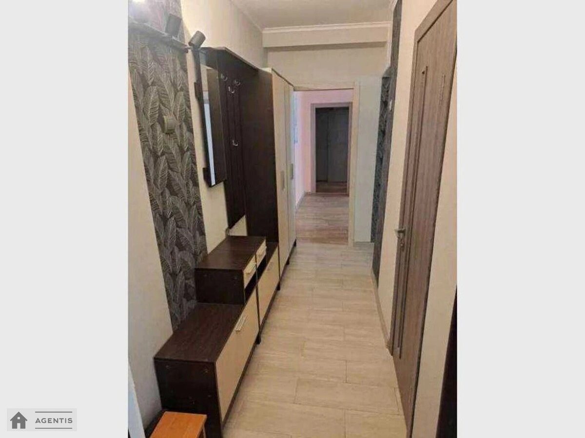 Здам квартиру. 3 rooms, 64 m², 3rd floor/5 floors. 5, Братів Малакових вул. ( Бориса Житкова), Київ. 