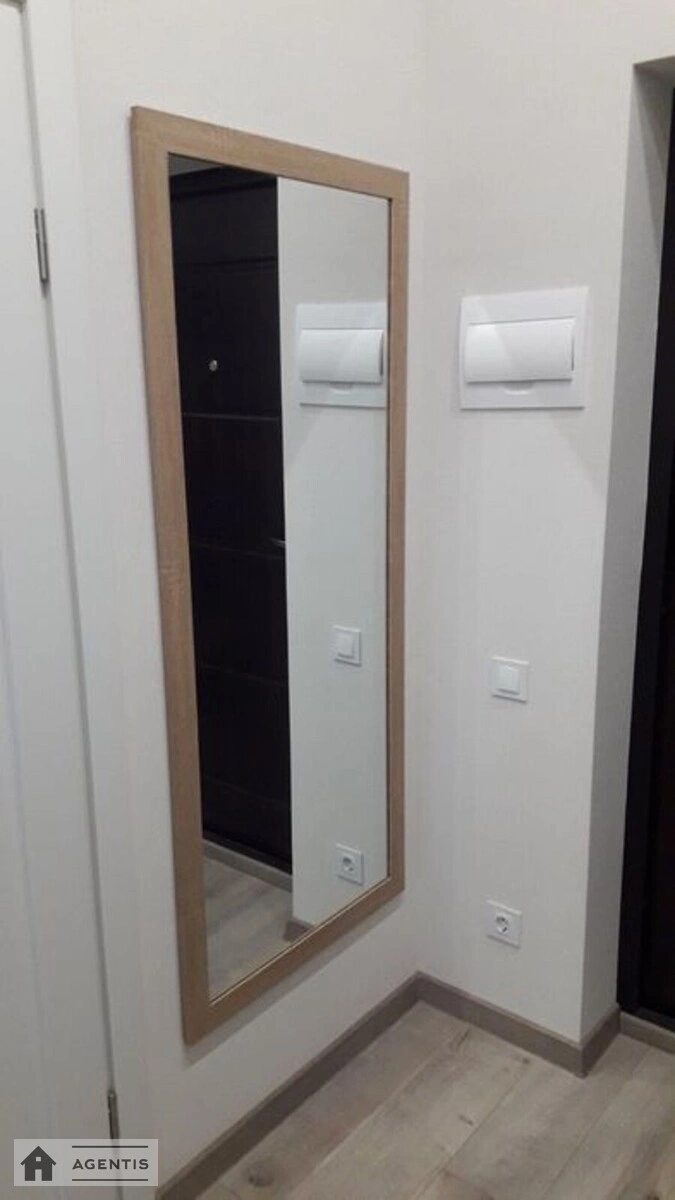 Здам квартиру. 1 room, 46 m², 7th floor/11 floors. 17, Михайла Бойчука вул. (Васо Кіквідзе), Київ. 