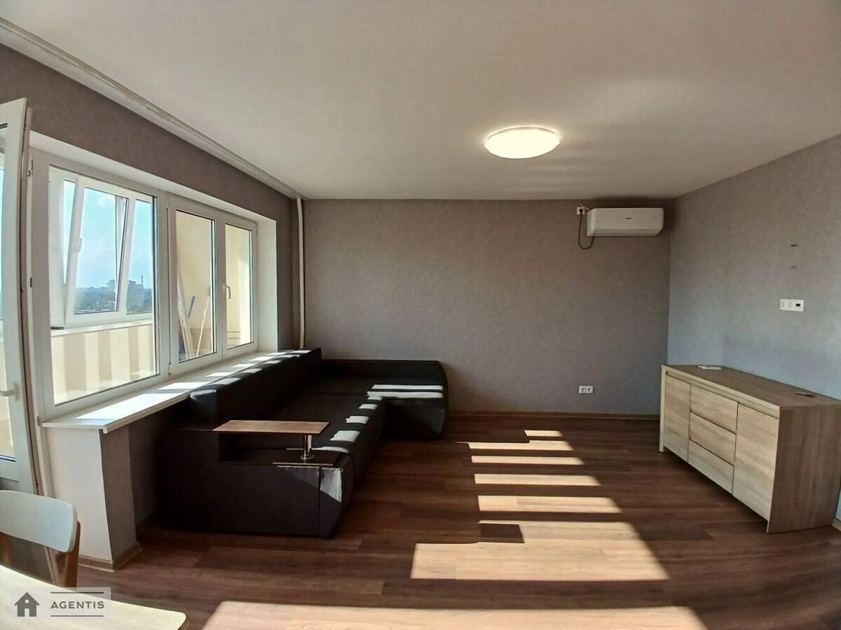 Apartment for rent. 2 rooms, 50 m², 14 floor/16 floors. 114, Beresteyskyy prosp. Peremohy, Kyiv. 